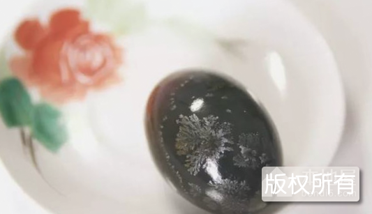 九珠皮蛋