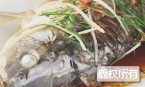 清蒸鲤鱼