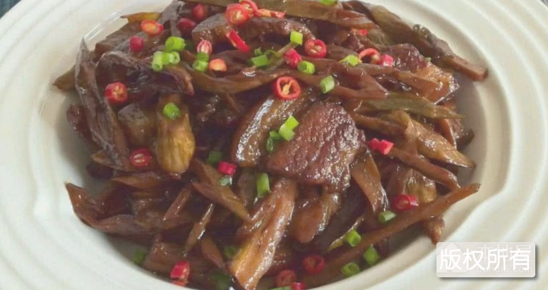 毛笋干烧肉
