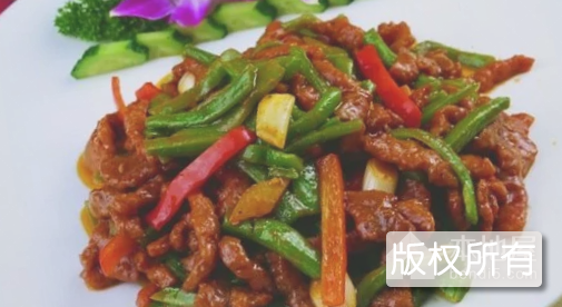 烧汁三色瓜条炒牛柳