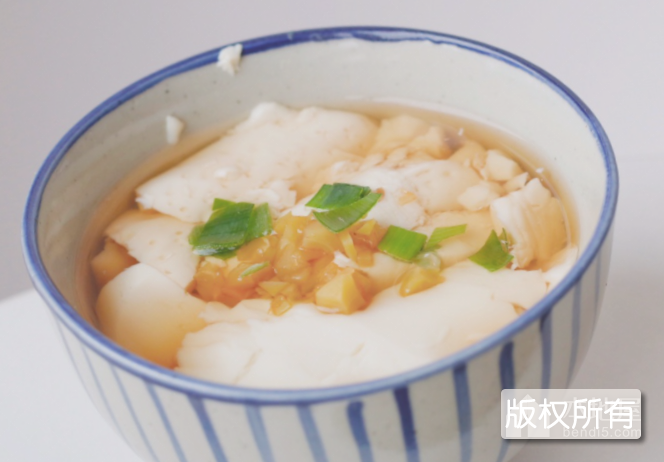 清汤豆腐花