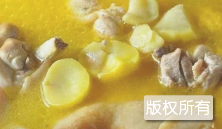 板栗炖鸡