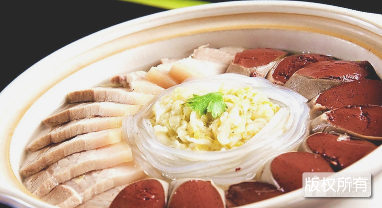 酸菜炖白肉血肠