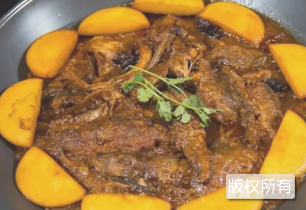 贴饽饽熬鱼