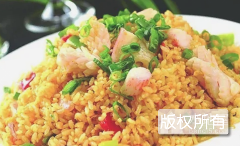 鱿鱼炒饭