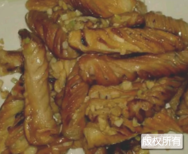 辣汁泥肠