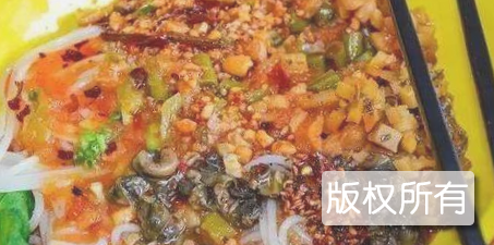 凉拌螺蛳粉