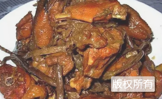 山蘑炖山鸡