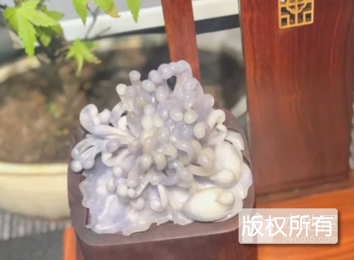 津派花鸟玉雕