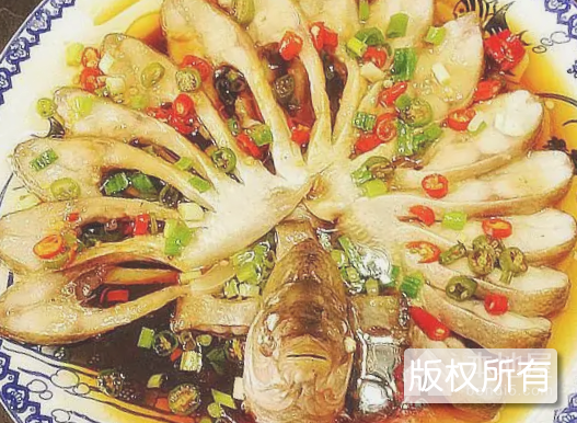 开屏武昌鱼