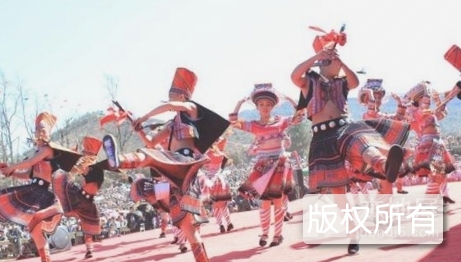 苗族踩花山