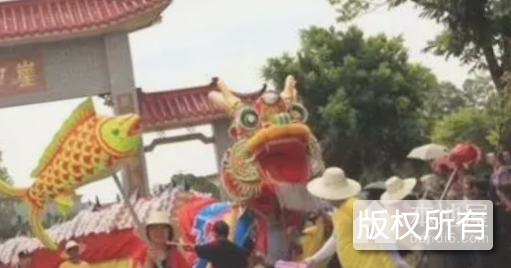 南朗崖口飘色