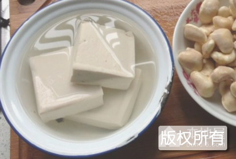 菱角豆腐