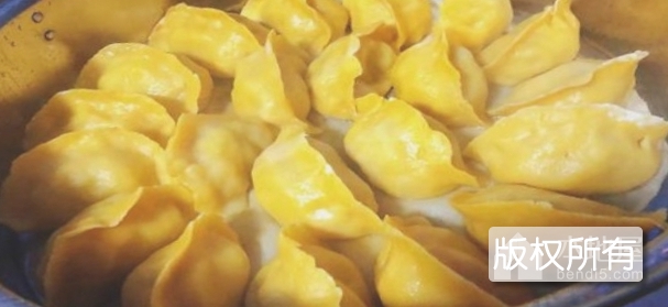 玉米酸菜蒸饺