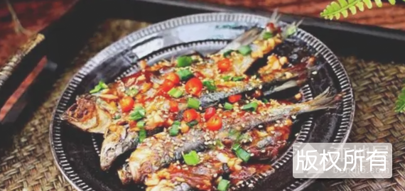 煎转鲫鱼