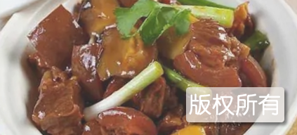 砂锅炖狗肉