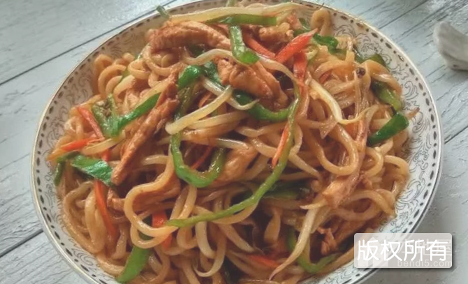 鸡丝炒面