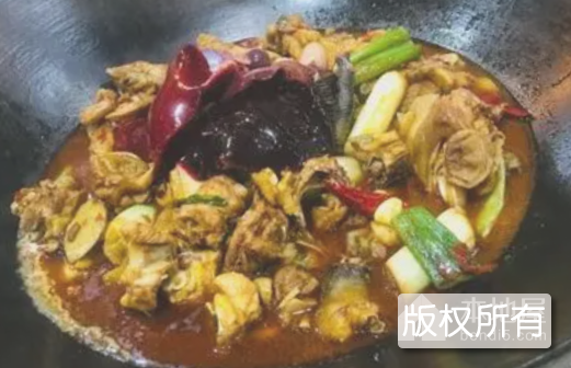 土菜地锅鸡