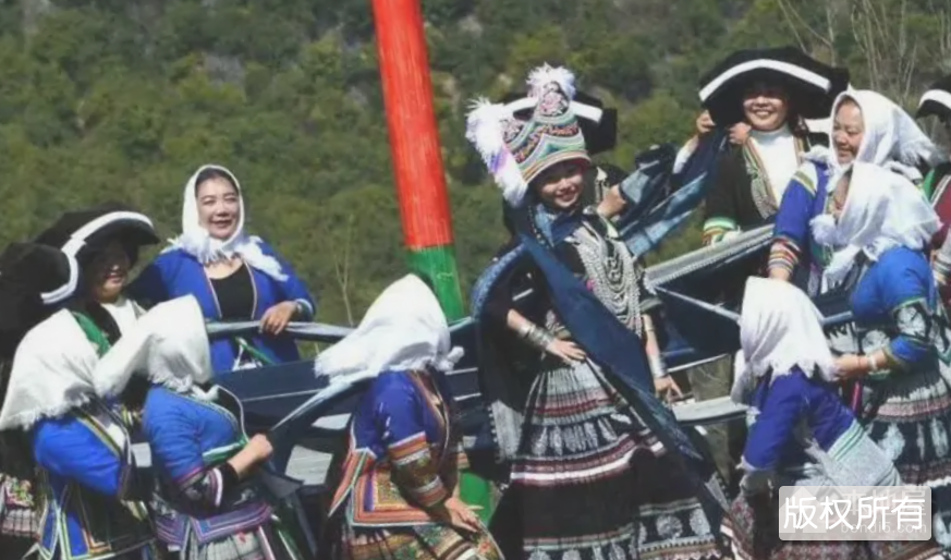 隆林苗族跳坡节