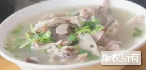 鲁山羊杂汤