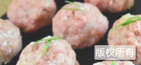珊瑚肉丸