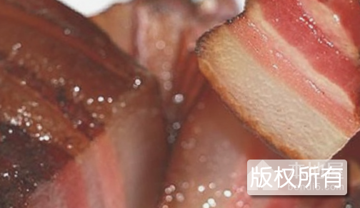 鲊广椒炒腊肉