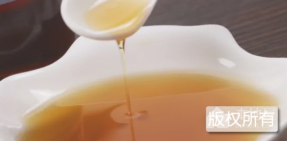镇江小磨麻油