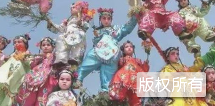 博美飘色