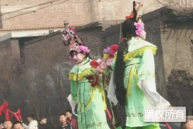 曲阳擎阁