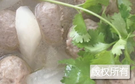 萝卜煮肉丸