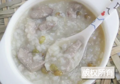 猪肝绿豆粥
