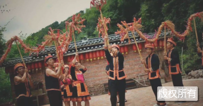 平乐瑶族香龙舞