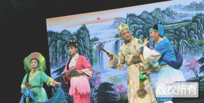 赣南采茶戏