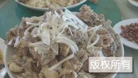 蛋白虫草鸡