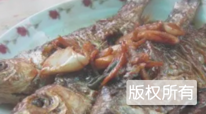 古法焖麦溪鲩鱼