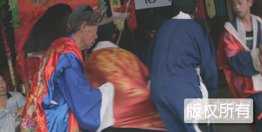 土家族跳丧舞