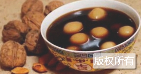 姜糖汤圆